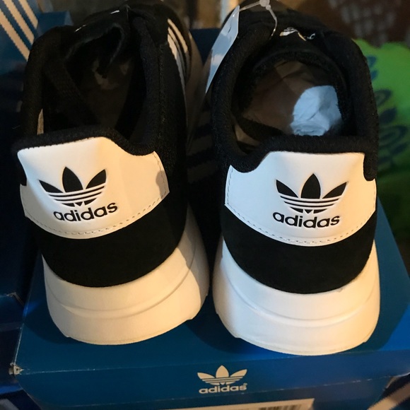 adidas flashback sneaker black